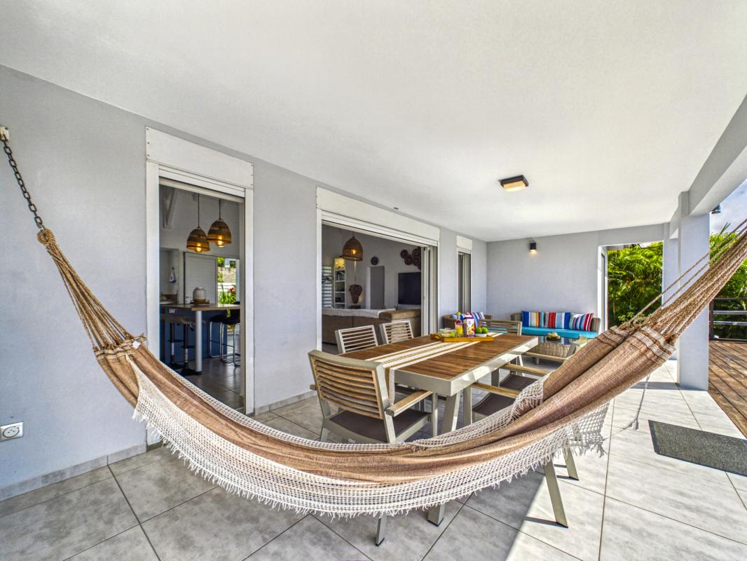 26. A louer villa avec piscine et vue mer St François Guadeloupe